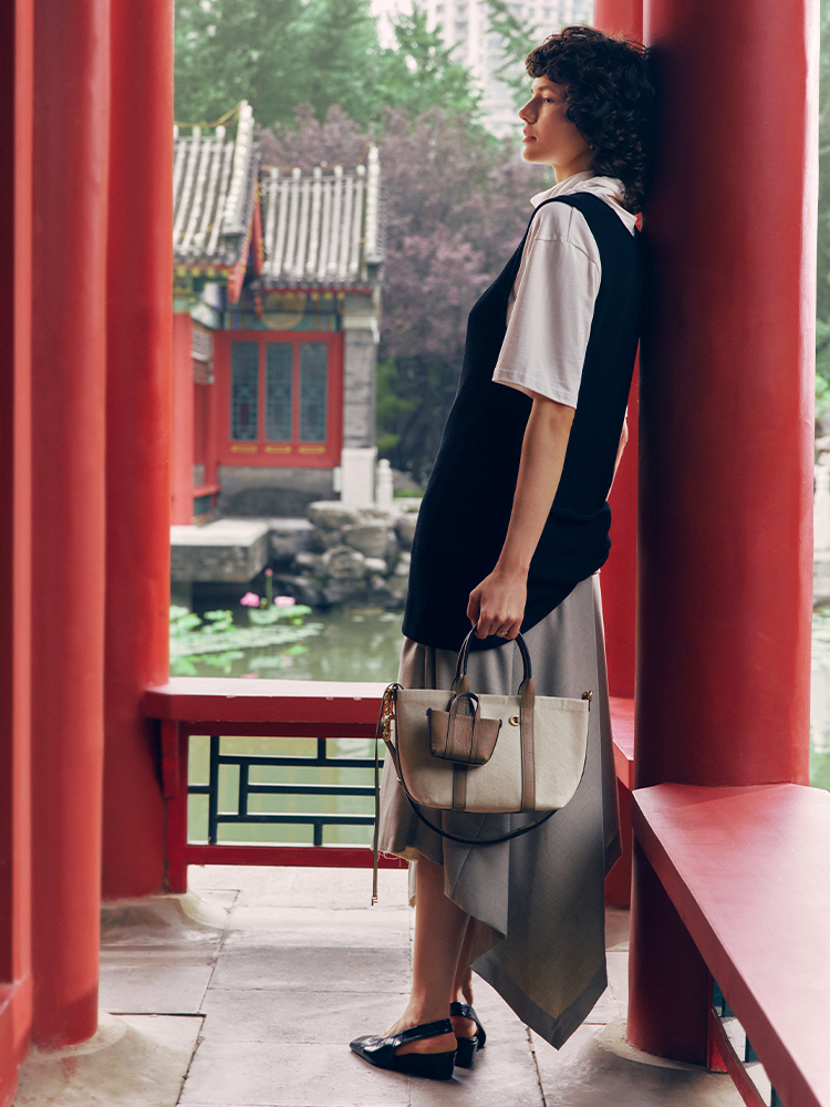 Week Jacquard with Leather Tote Bag