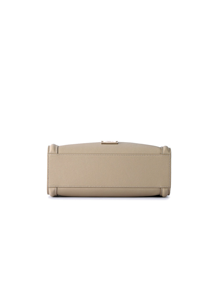 Arc Leather Crossbody & Shoulder Bag