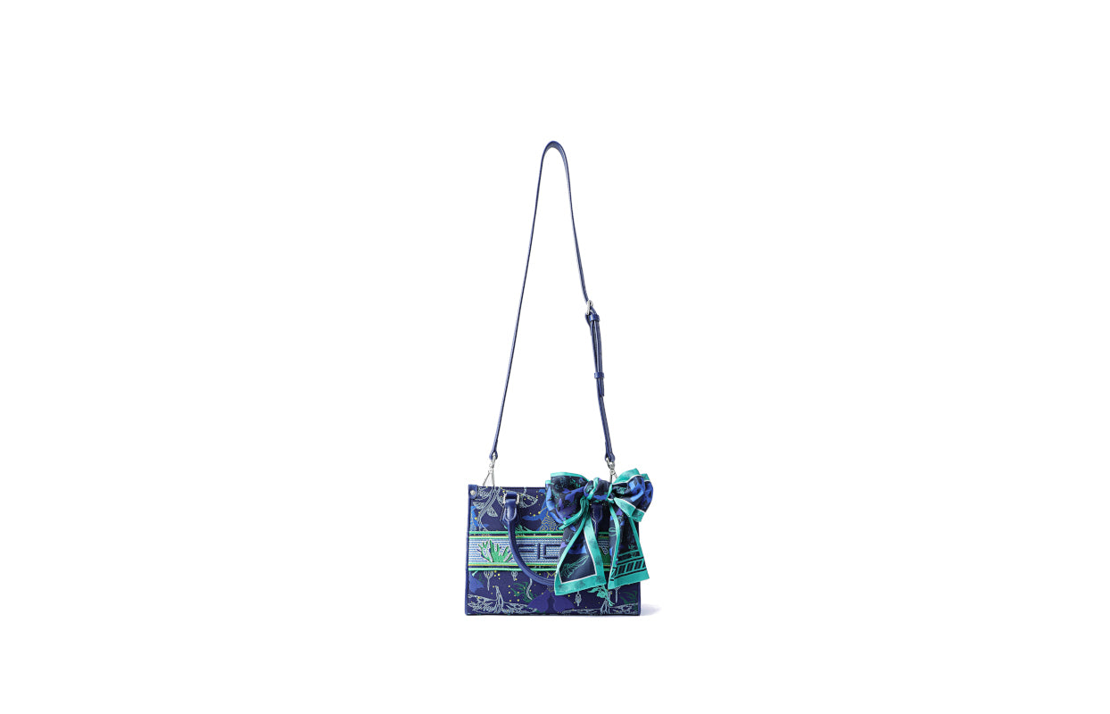 Avatar Jacquard with Cow Leather Medium Tote Bag